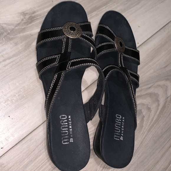 🐾 Munro Black Chloe sandals sz 8.5 N - Picture 3 of 6
